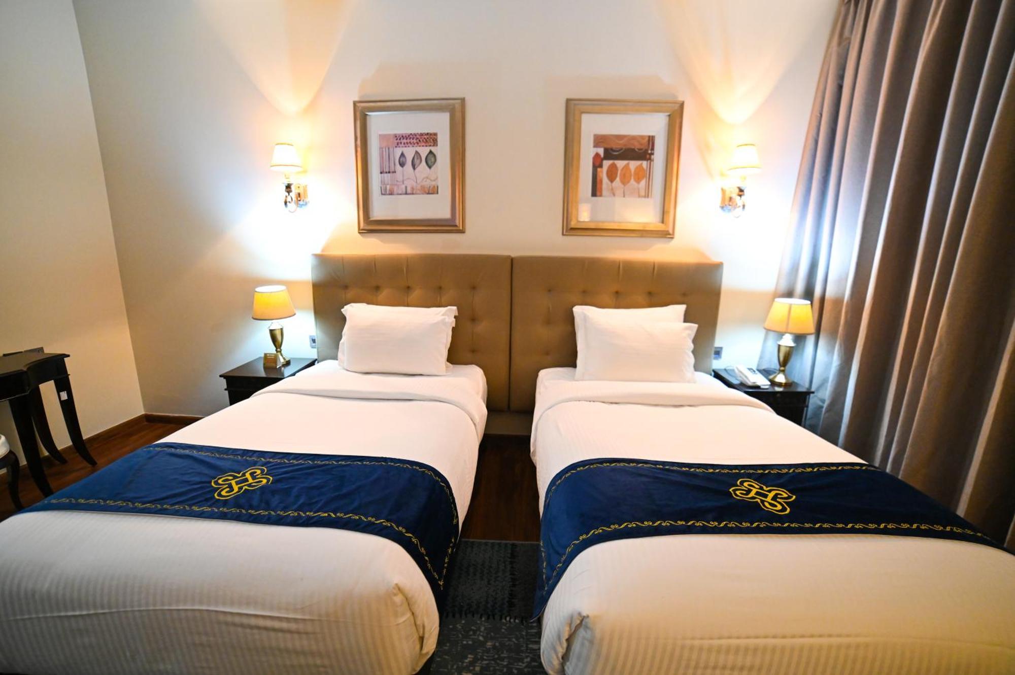 Seven Seas Hotel Dubai Luaran gambar